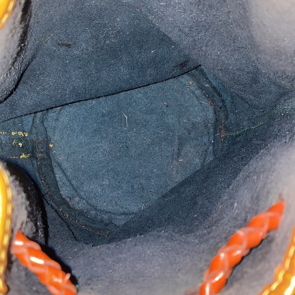 Vintage Dooney and Bourke bucket bag all weather leather - Picture 9 of 12